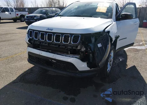2025 Jeep Compass Latitude 4X4 from USA, damaged, VIN 3C4NJDBN3ST569966